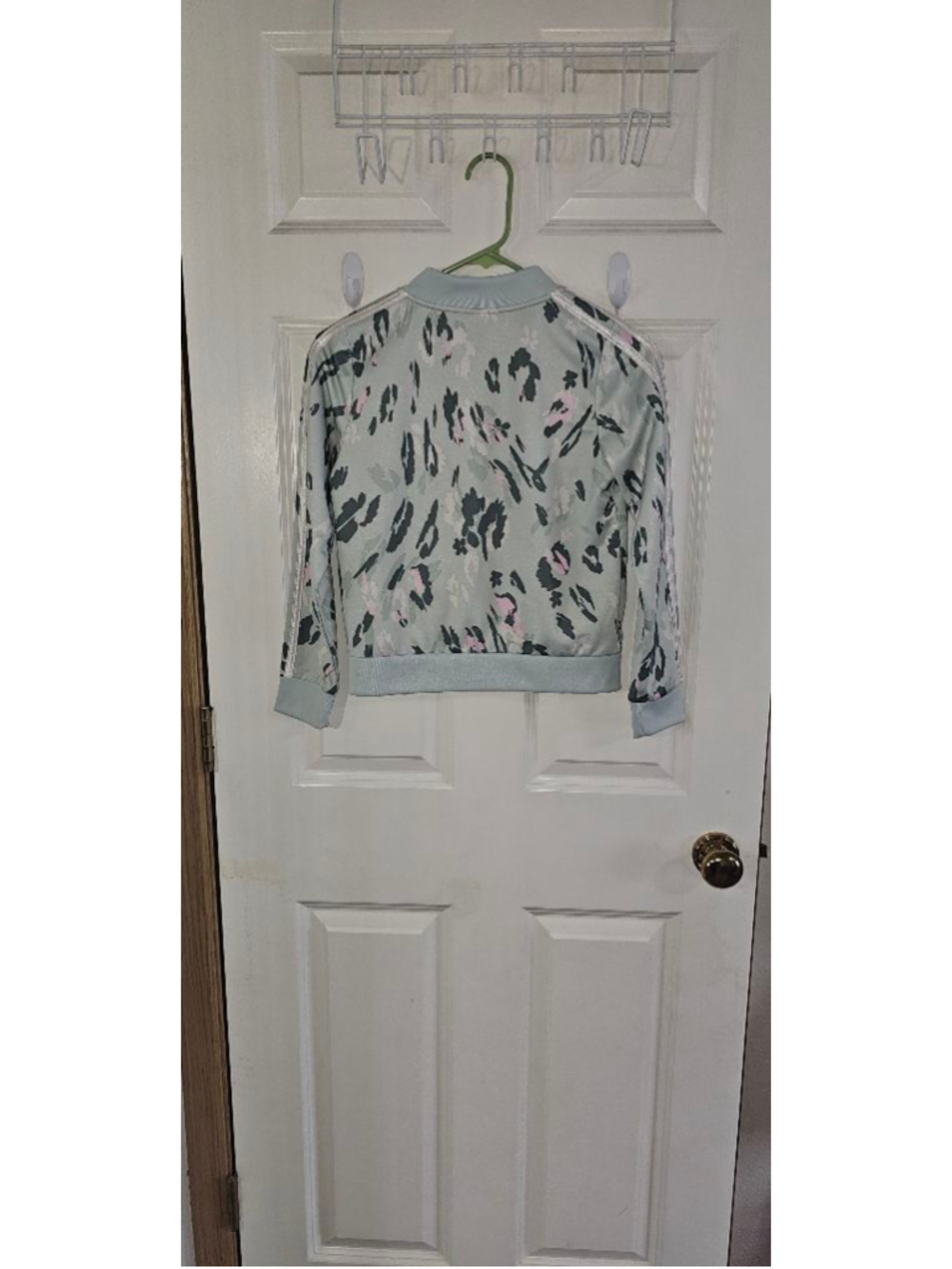 Girls Adidas Leopard Print Jacket M Light Green Pink Zip up - Picture 7 of 7